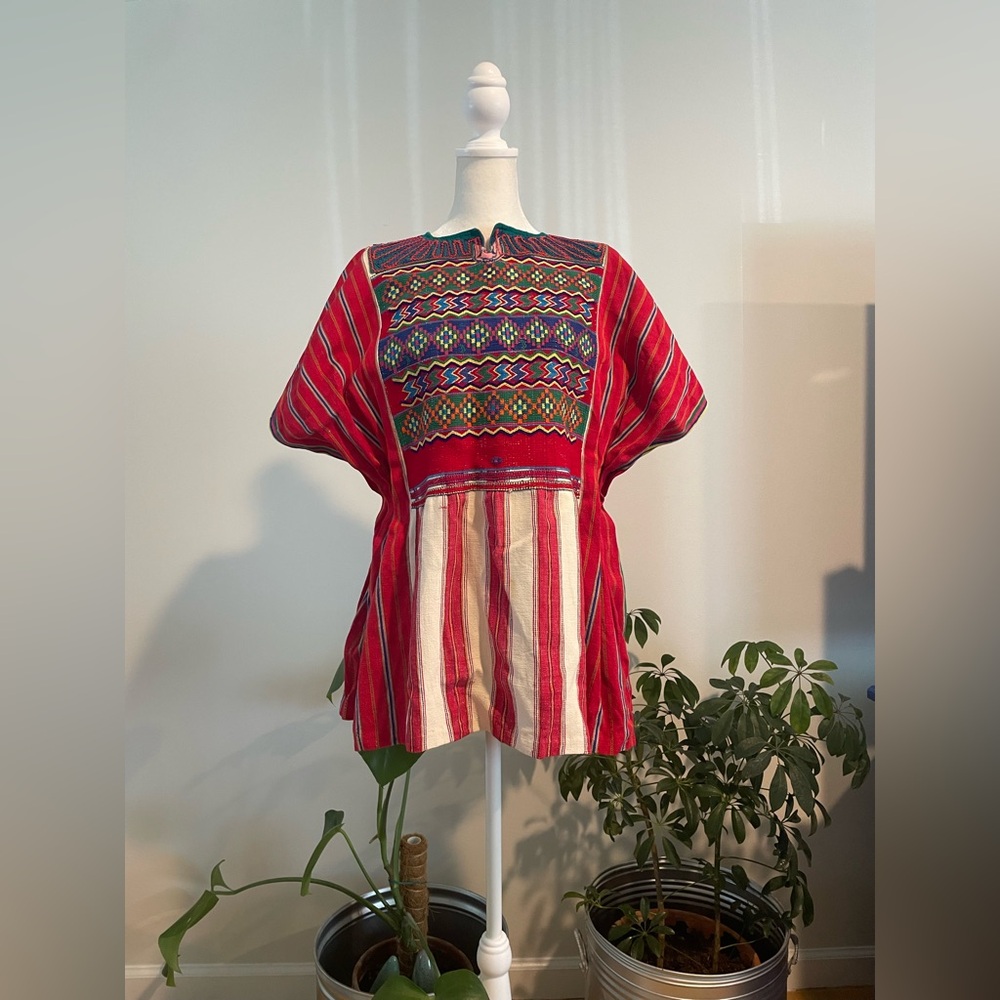 Vintage 50s Embroidered Guatemalan Huipil Top